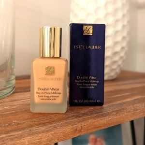 Estee Lauder Double Wear 2W1 - Brand New Never Used
